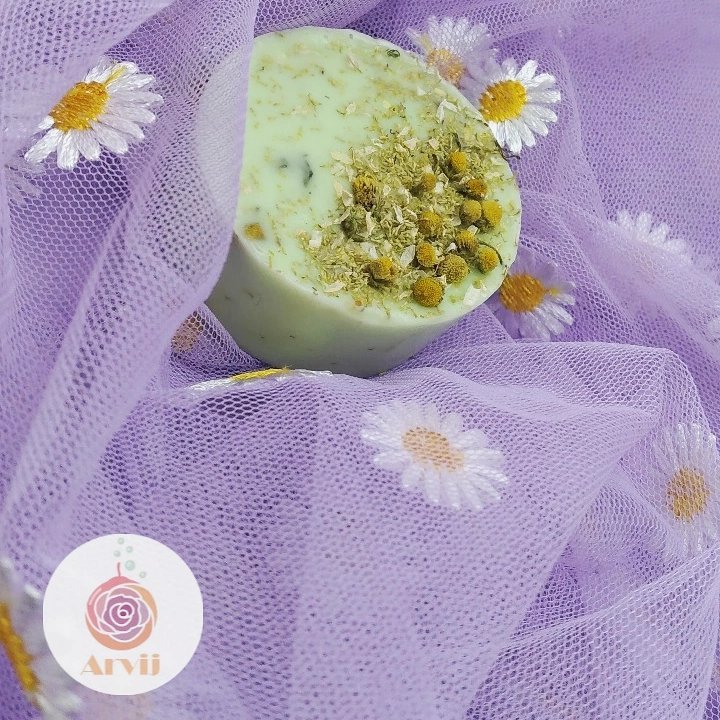 صابون دست‌ساز طبیعی با روغن بابونه (50 گرمی)