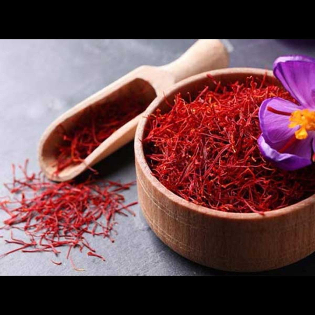 زعفران یک مثقالی سرگل با کیفیت و عیار بالا