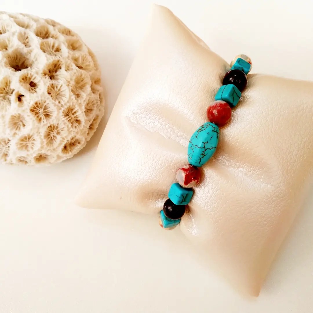 دستبد فیروزه