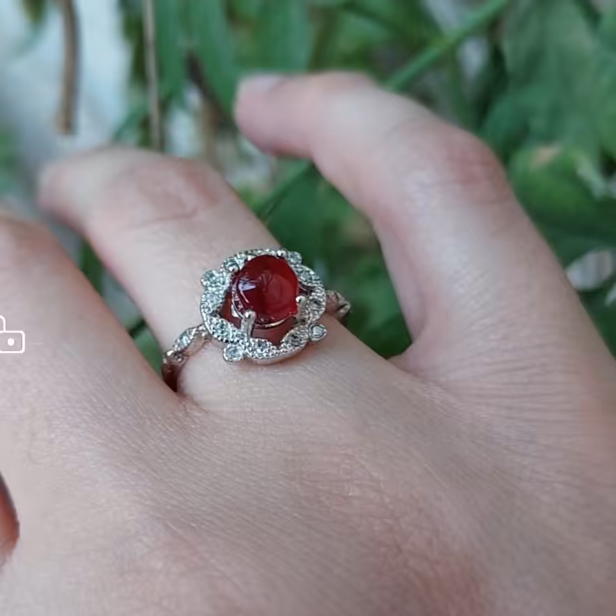 انگشتر نقره زنانه عقیق یمنی اصل  آقابزرگ 