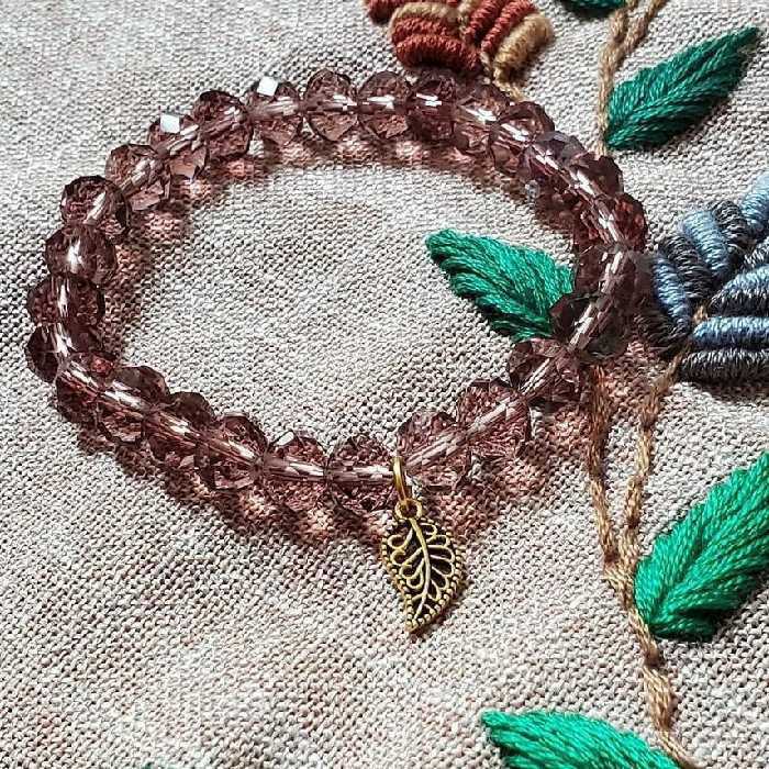 دستبند آویز برگ