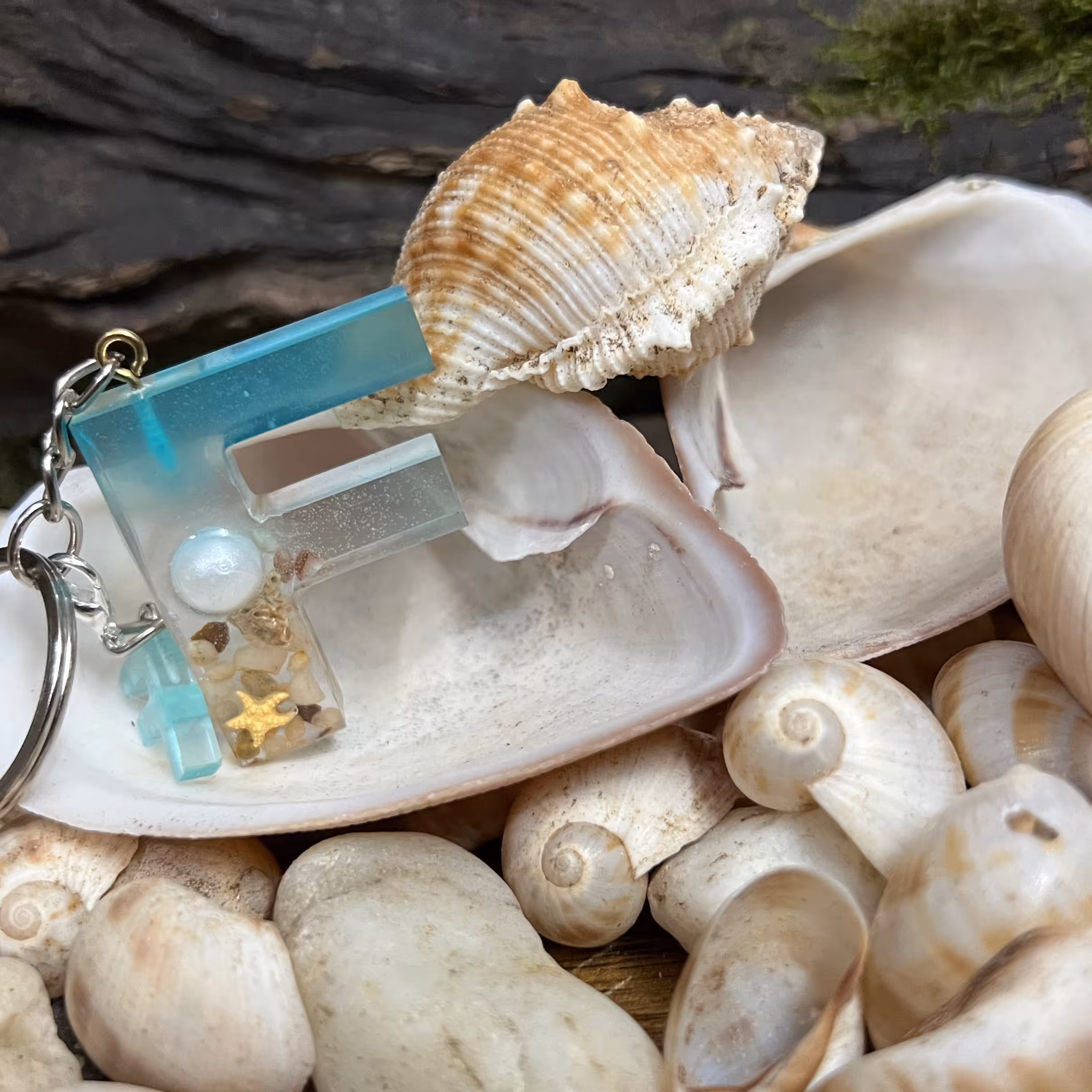 آویز کلید مدل حروف لاتین sea-F