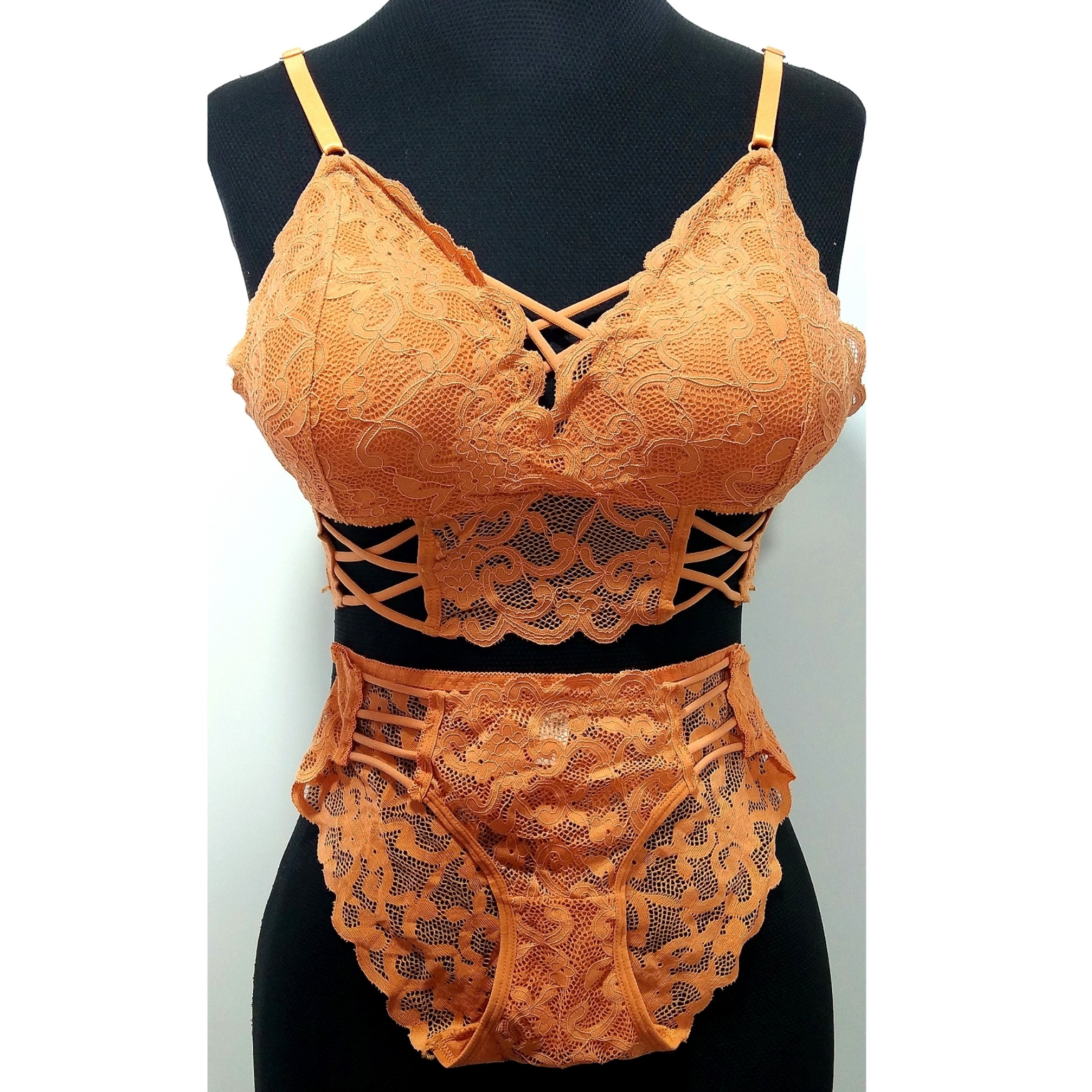 ست شورت و نیم تنه گیپور 