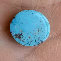 نگین فیروزه نیشابور آبی دیدنییی خوش رنگ و بسیار فاخر
کاملا طبیعی
سایز درشت بی نظیییر
