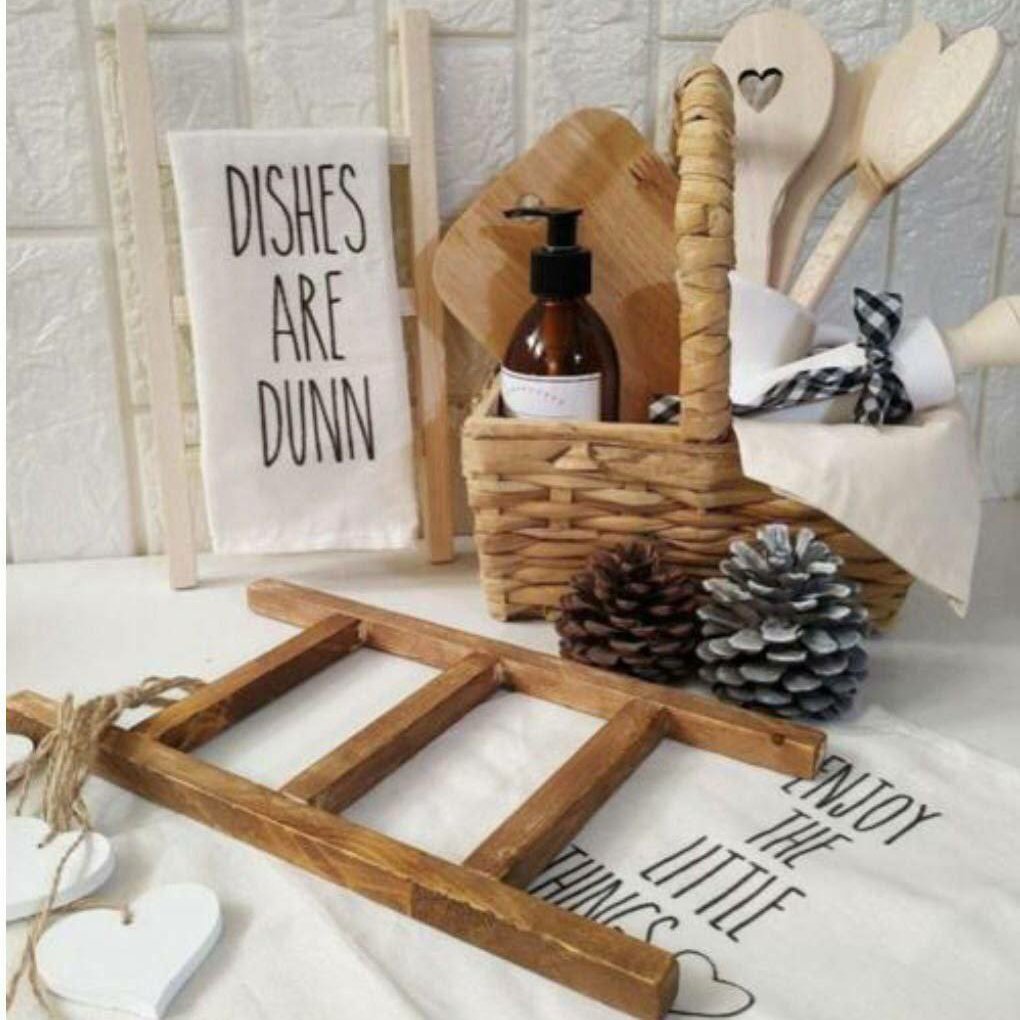 نردبان چوبی دکوری