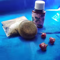 پک گلاب و عسل آناهیدبرای  شاداب کردن پوست گیاهی(صابون ،ماسک و تونر)