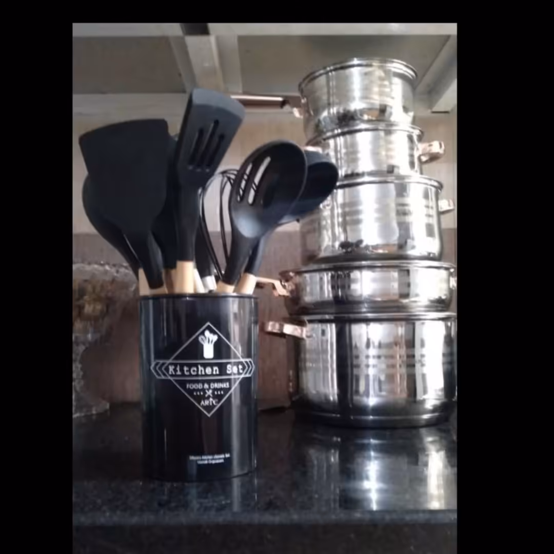 سرویس سیلیکونی 12 پارچه نسوزخارجی دسته چوبی بامبو 