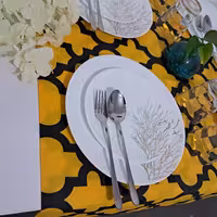 رومیزی مربع زیبا