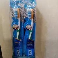 مسواک اورال بی medum( متوسط) سافت نرم