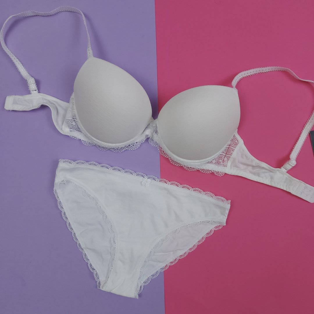 ست شورت و سوتین نخی دارای ابر تنخور عالی کیفیت فوق العاده برند اسمارا آلمان 