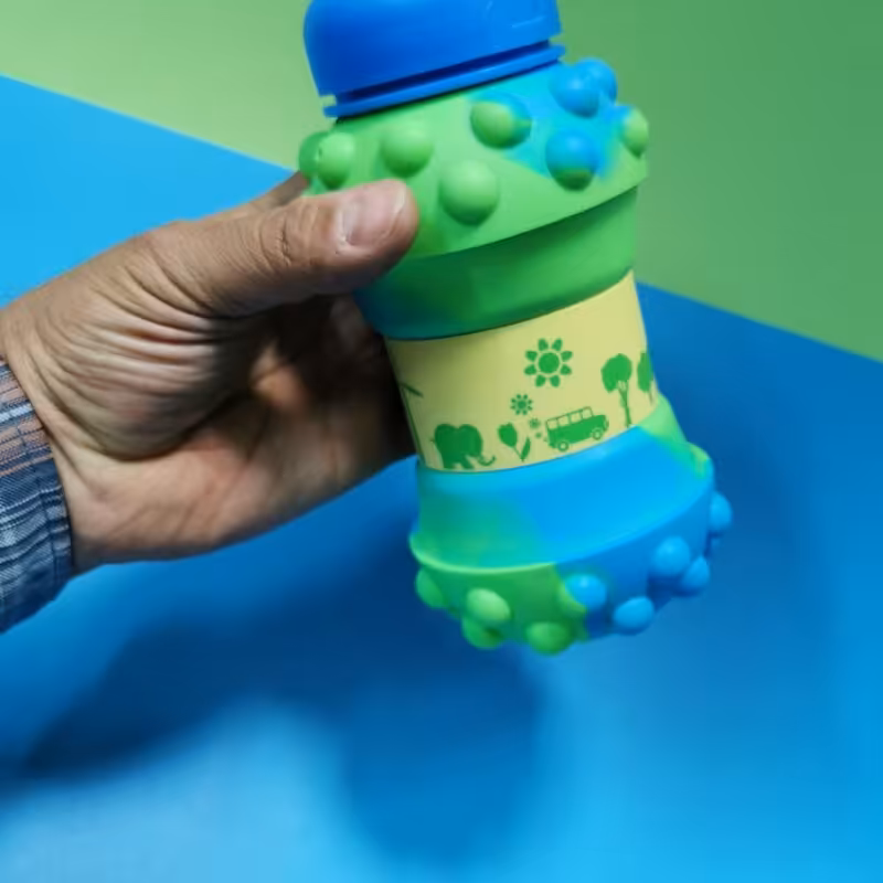 بطری  اب اسکول فنس 4جنس سیلیکون مدل بمبی