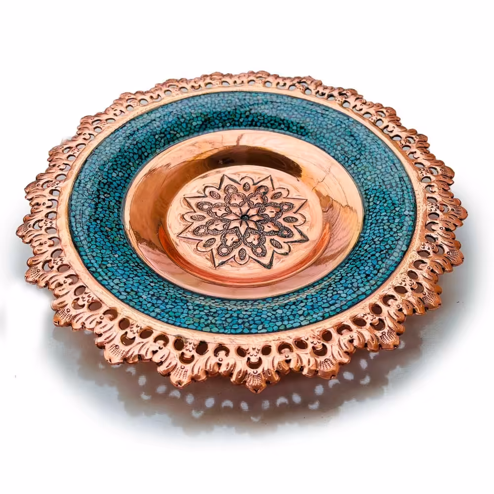 پشقاب بزرگ فیروزه کوبی 45 سانتی لب شبکه ای قلم زنی شده مس و فیروزه کوبی نیشابور صنایع دستی سایروس 