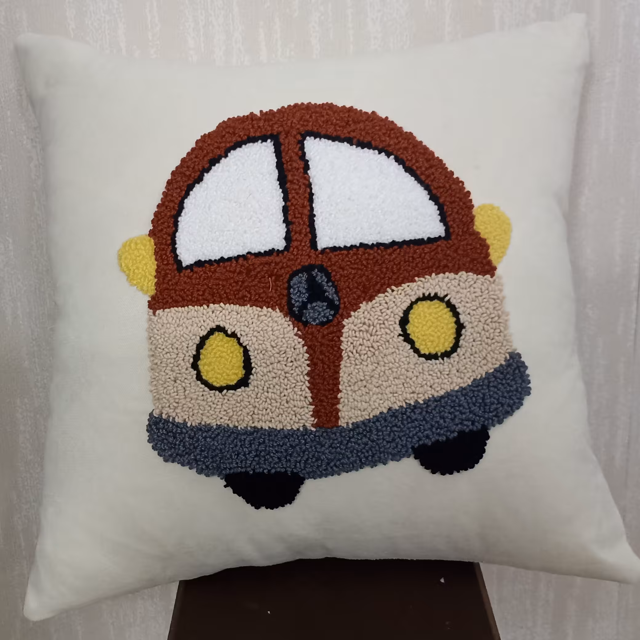 کاور کوسن عروسکی طرح ماشین 