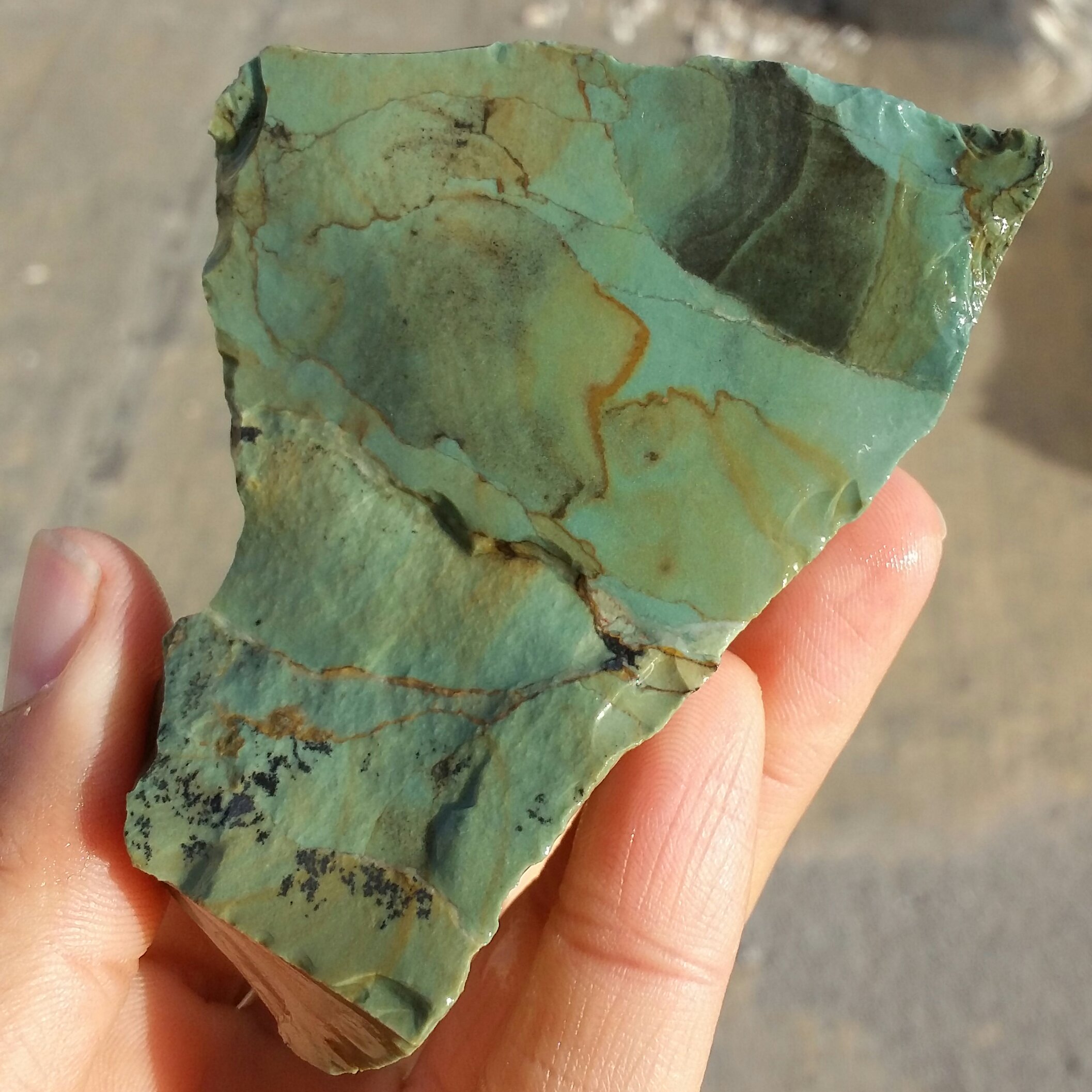 سنگ راف جاسپر منظره بسیار کمیاب خاص 100 در 100 طبیعی شاهکار خلقت
تصویر از چند طرف نمونه با قابلیت ساخت چند نگین کد 9010