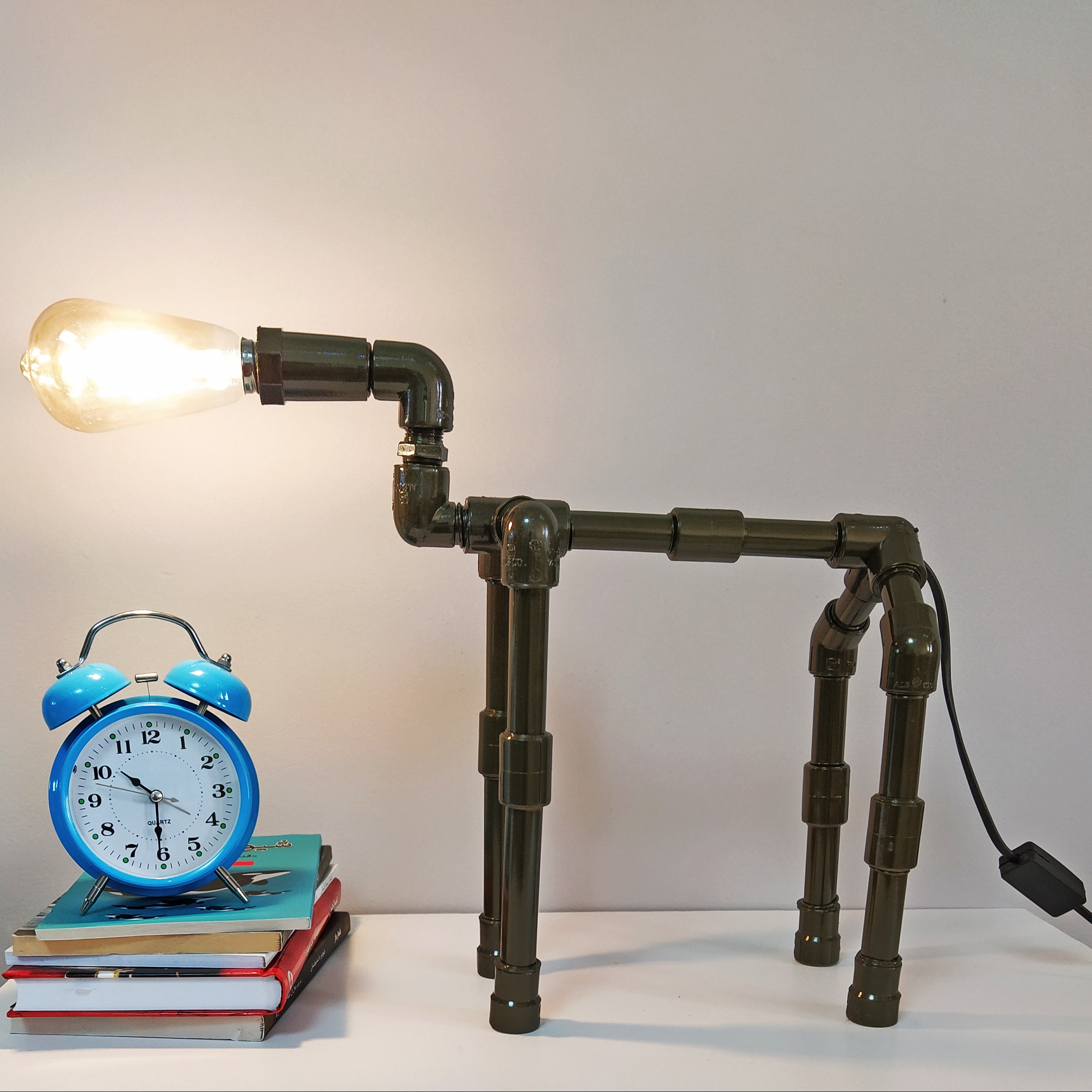 چراغ رومیزی مدل t3232