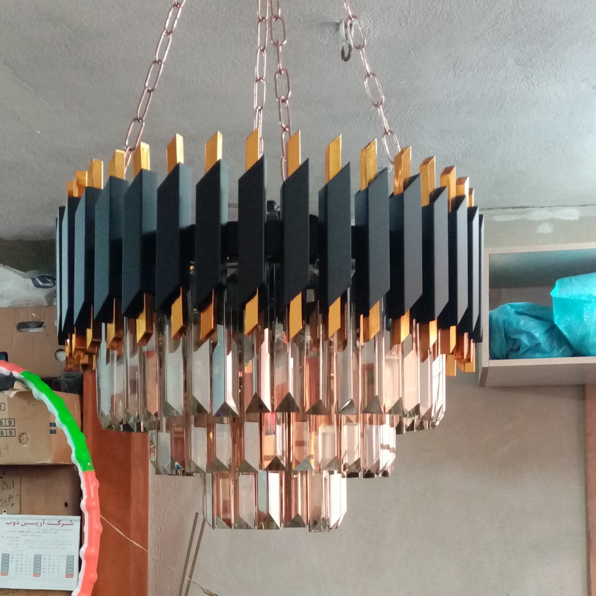 لوستر سانتی مدرن طرح میترا دو رنگ بسیار شیک  با طراحی نوین و به روز با رنگ الکترواستاتیک و ابکاری فروتیک