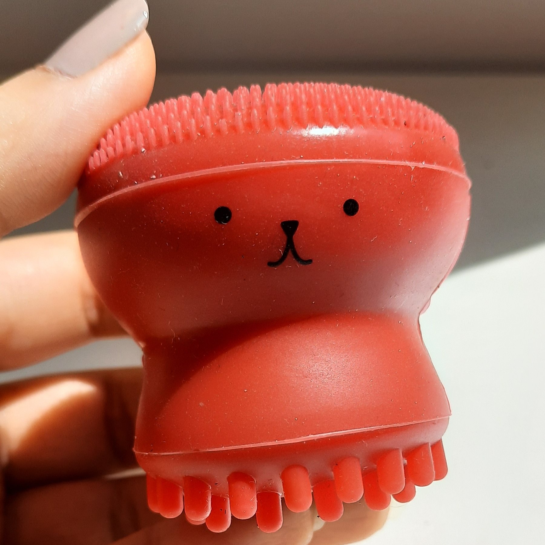 فیس براش هشت پا سیلیکونی کیفیت بالا دررنگ های متنوع 