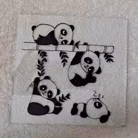 ویترای روی شیشه بدون قاب شده طرح پاندا بارنگ مشکی و  سفید 