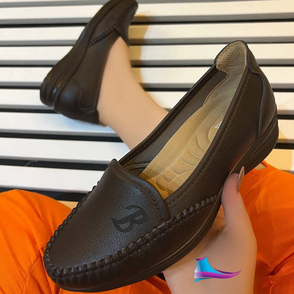 کلاسیک دخترانه و زنانه طرح زی زی
کد 427
قالب استاندارد
زیره پیو
طبی اصل تبریز
Size 37 ta 41