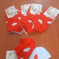 جوراب تا به تا اعلا درجه یک پخش و تک جین بسته بندی خوب و شیک جذاب درجه یک کارش اعلا  کیفیت خوب