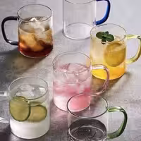 لیوان پیرکس دسته رنگی
