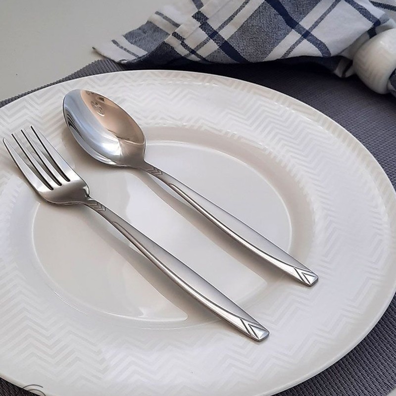 قاشق چنگال یونیک ضخیم آهن ربا نگیر