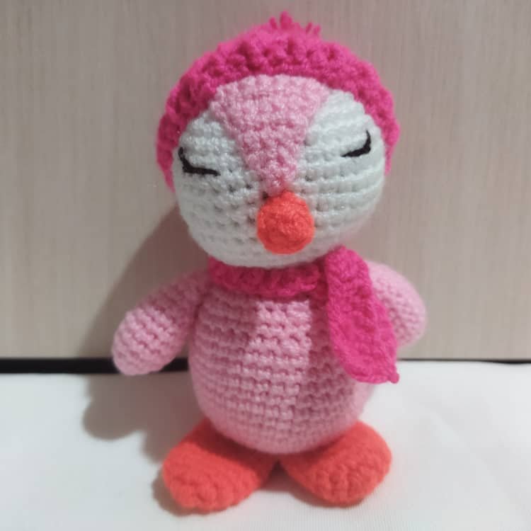 عروسک پنگوئن سرمایی بافتنی (آویز کیف) قلاب بافی (دست بافت)