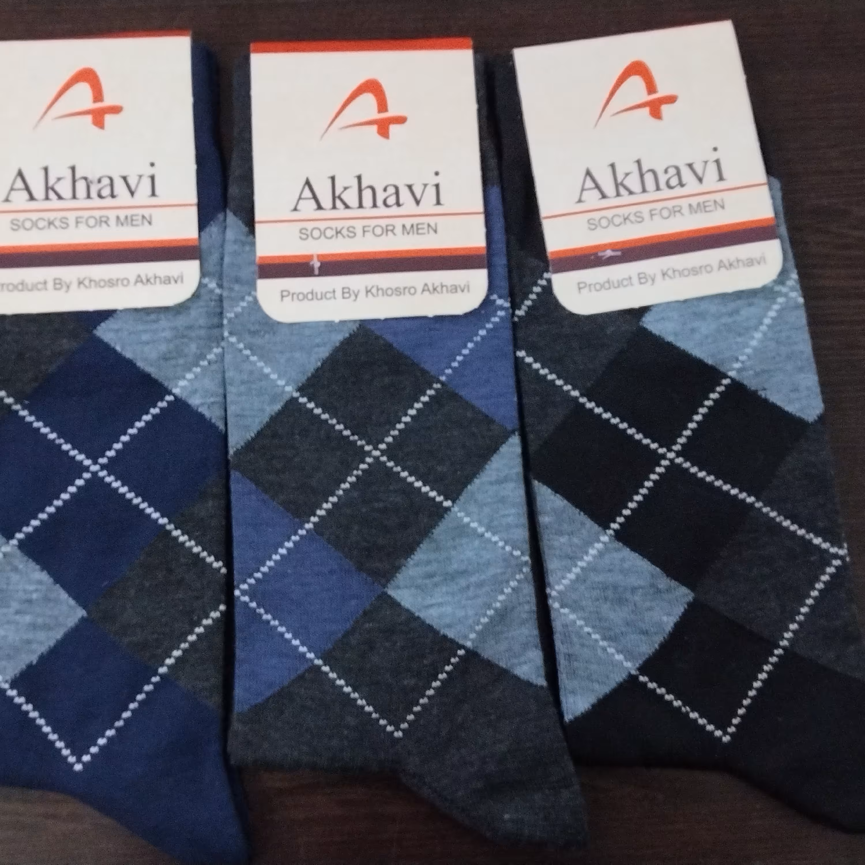 3جفت جوراب ساقدار  طرح لوزی برند بسیار  با کیفیت اخوان نخ پنبه ای اعلا و با دوام رنگ مشکی، دودی، سرمه ای