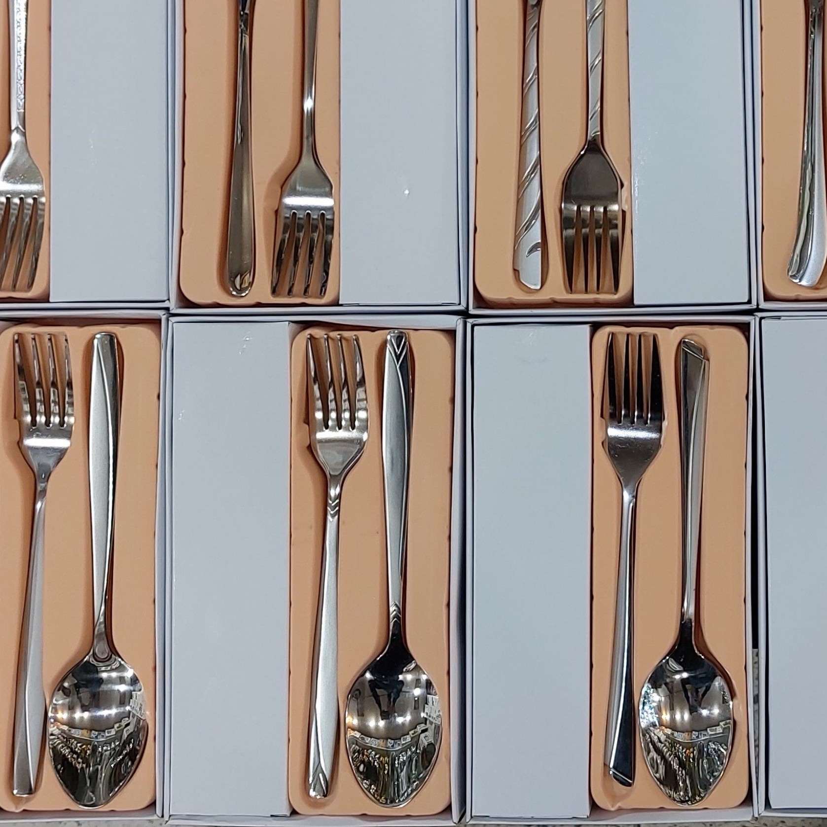 قاشق و چنگال یونیک استیل نگیر اصلی ب قیمت عمده خرید کنید بدون واسطه استعلام موجودی بگیرید 