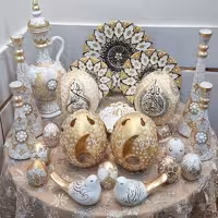 ست زیبای سفالی و تخم شترمرغ سفید طلایی (پس کرایه)