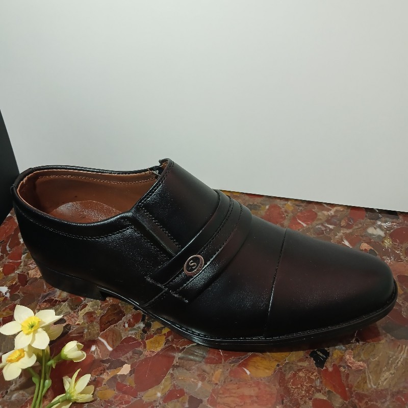 کفش مردانه سایز 41تا44 رنگ مشکی مناسب مهمونی واداری