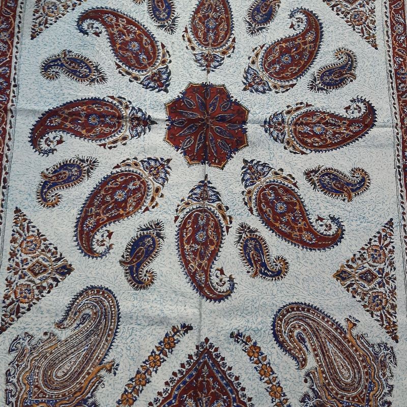 سفره 6نفره یارومیزی یک دریک ونیم درتنوع رنگ وطرح