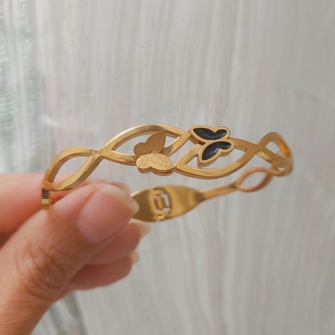 دستبند النگویی استیل رنگ ثابت مدل پروانه ضد حساسیت تن پوش شیک  