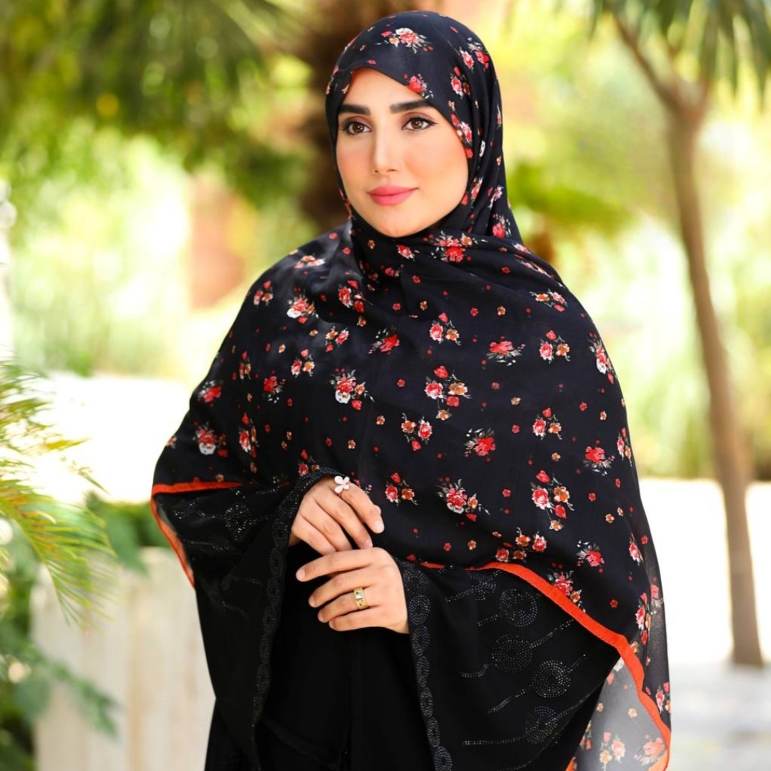 روسری گلگلی  سوپر نخ،زمینه مشکی (کد 246)