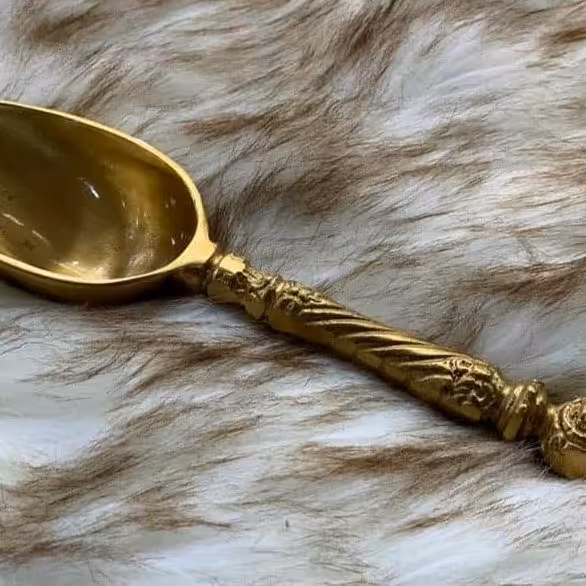 قاشق برنجی