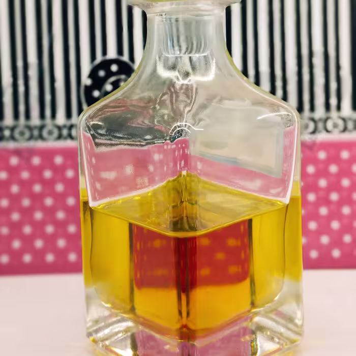 فروش عطر ایفوریا  زنانه ( قیمت گرمی )