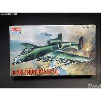 ماکت هواپیمای A-10A THUNDERBOLT II مقیاس 72
