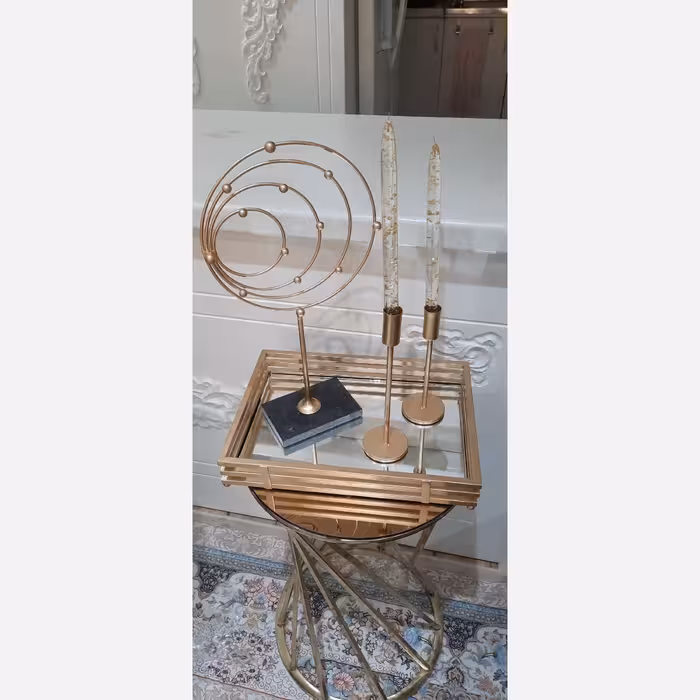 سینی دکوراتیومستطیل صفحه آینه ای آیپشت فوم دار رنگ طلایی مات جنس پروفیل ضخیم پایه ساچمه ای سینی چای عروس،حنا،خنچه برون 