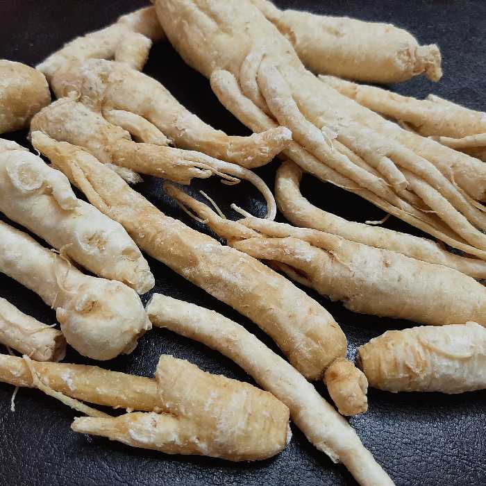 جینسنگ سفید کره ای (جنیسینگ یا جنسینگ) 300 گرمی (پس کرایه)