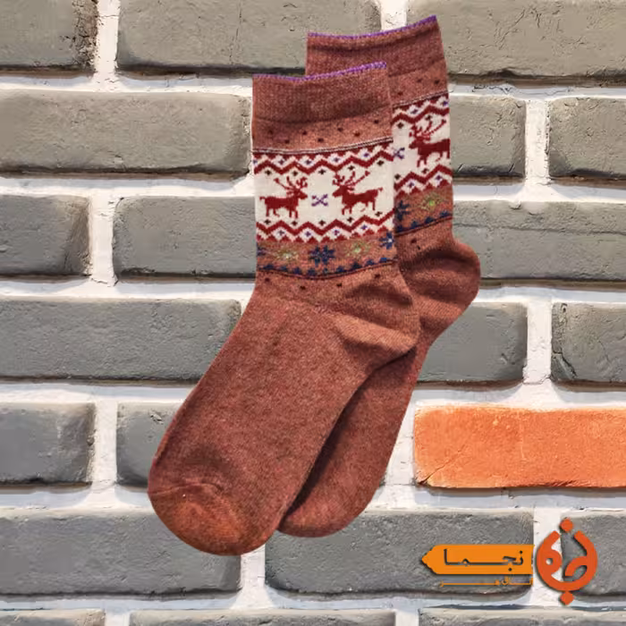 جوراب پشمی گرم طرح گوزن مناسب پاییز و زمستان کد k03