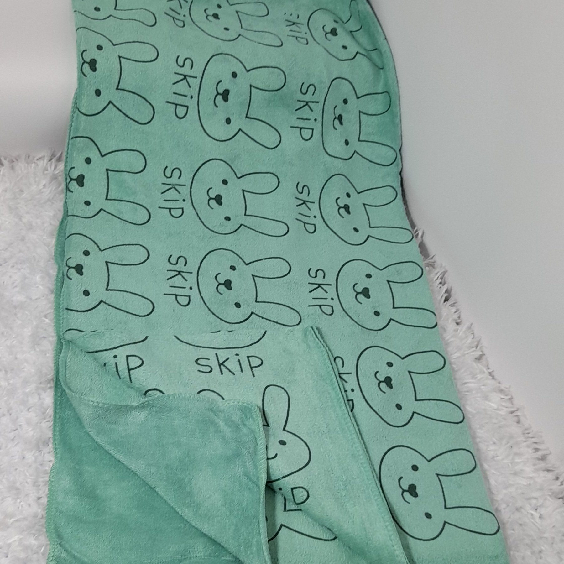 حوله استخری مدل خرگوش سایز 70×140سانتی متر