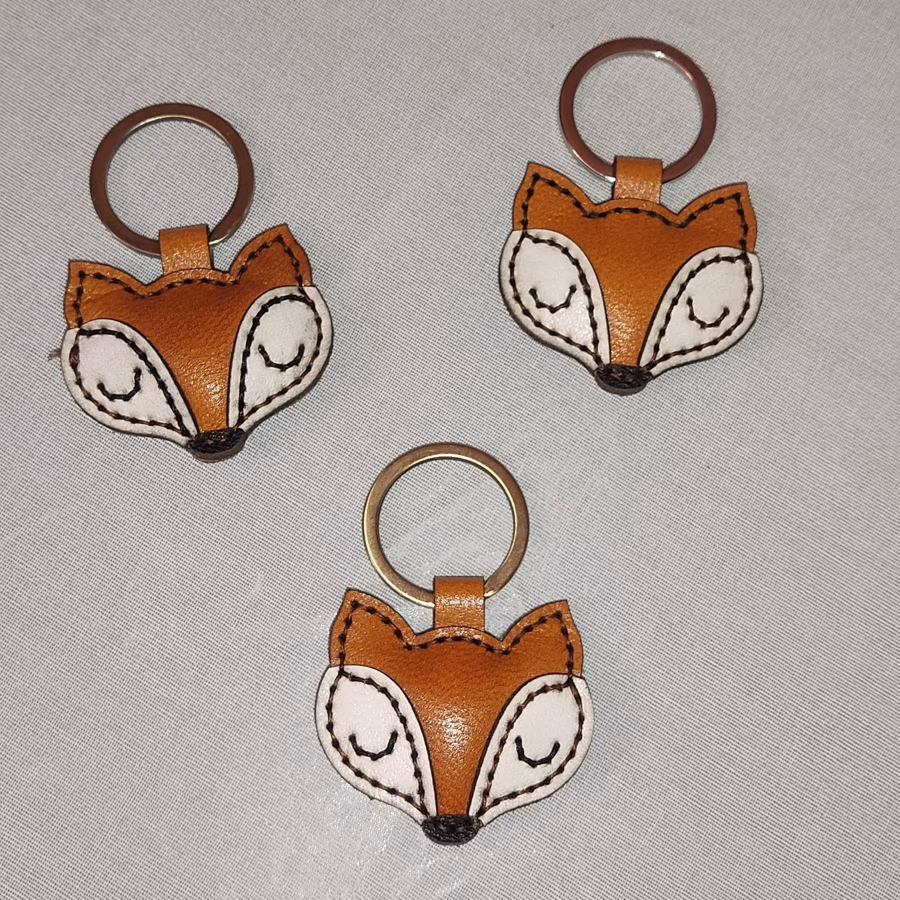 جاکلیدی چرمی روباه 