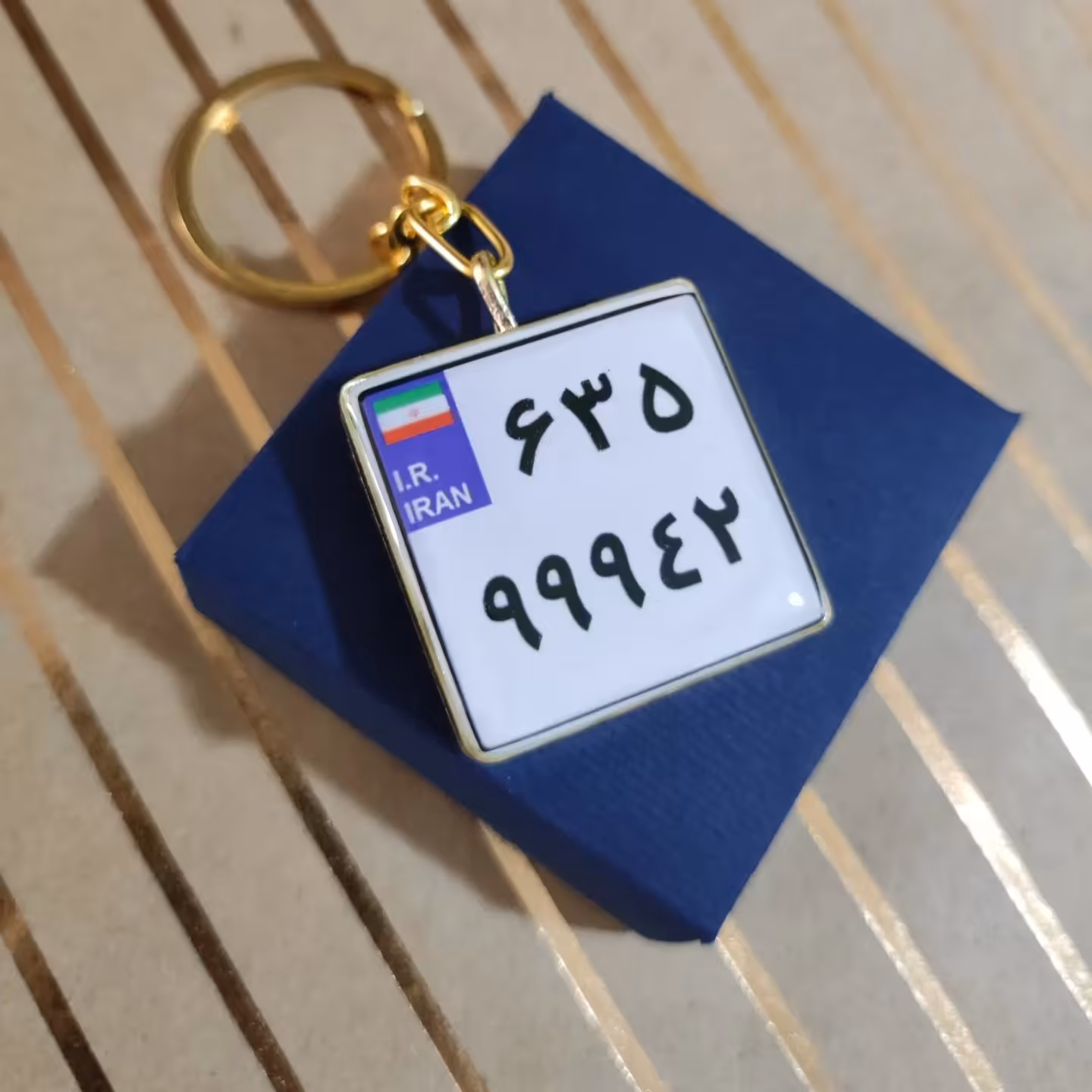 سرکلیدی رزینی طرح پلاک موتور سیکلت 