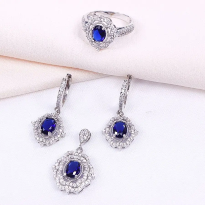 نیم ست نقره با نگین یاقوت کبود سور مه ای کد 160031