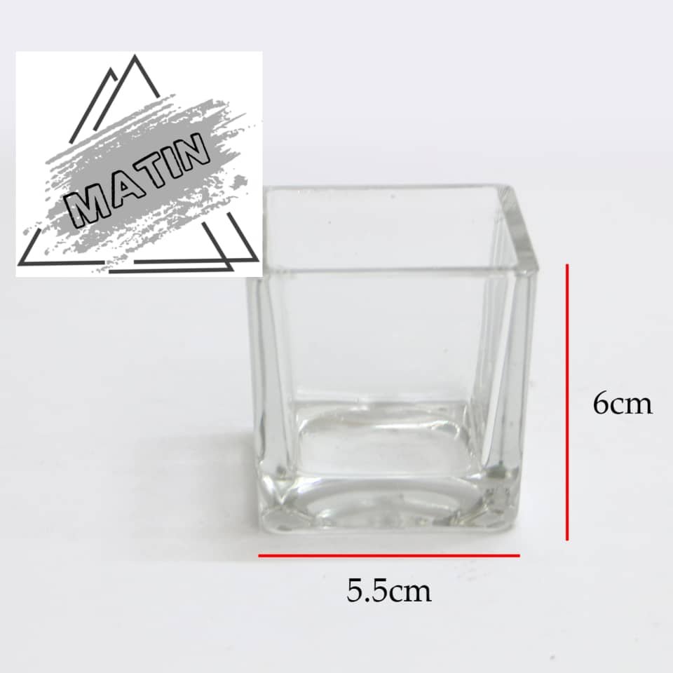 ظرف شیشه ای مکعب کوچک