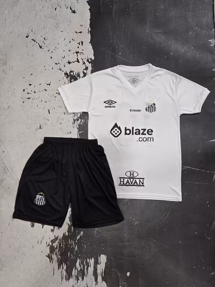 کیت بچه گانه سانتوس 2025 (کیفیت داخلی)