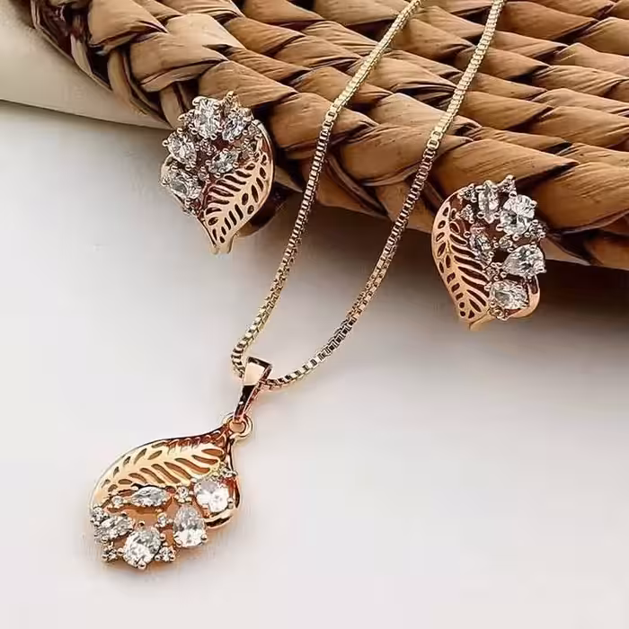 نیمست نگیندار ژوپینگ رنگ ثابت و ضدحساسیت با نگین های مخراج کاری شده