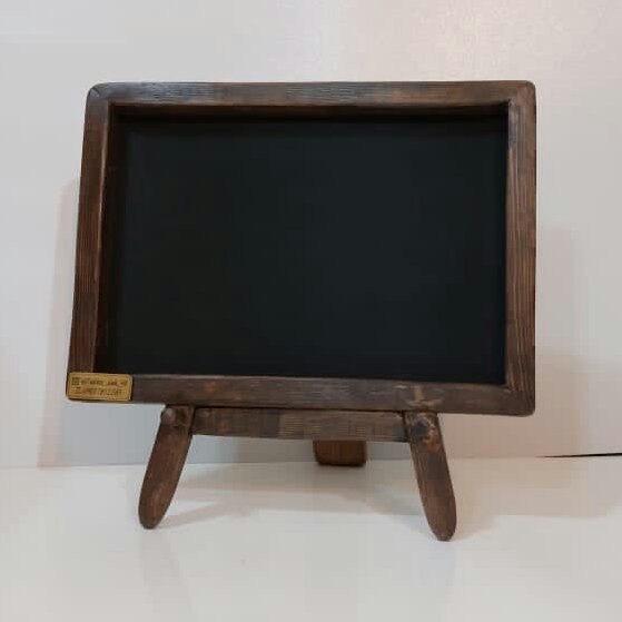 تخته سیاه طرح تلویزیون اندازه 20 در 30 جنس چوب نراد (پس کرایه)
