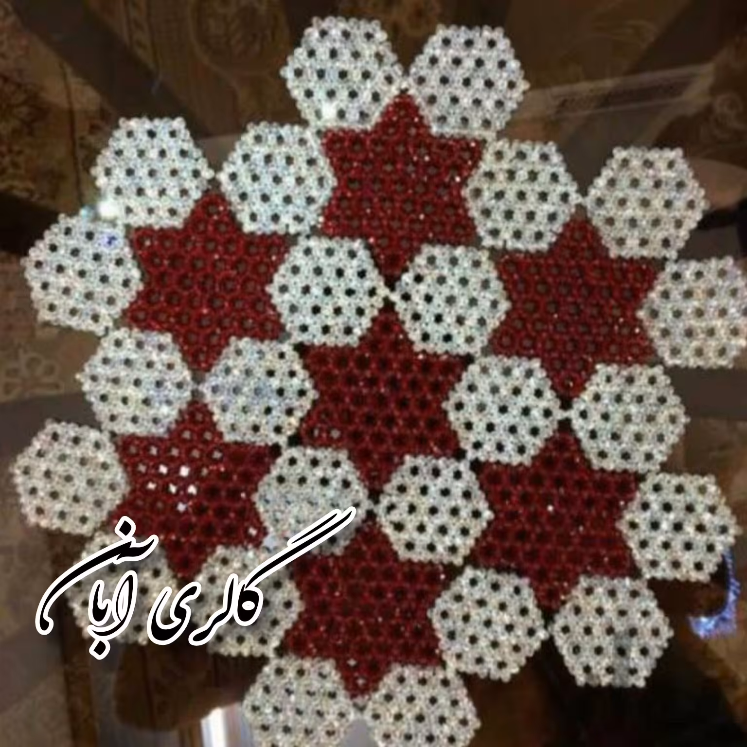 رومیزی مرواریدی در رنگ و سایزدلخواه قابل سفارش میباشد 