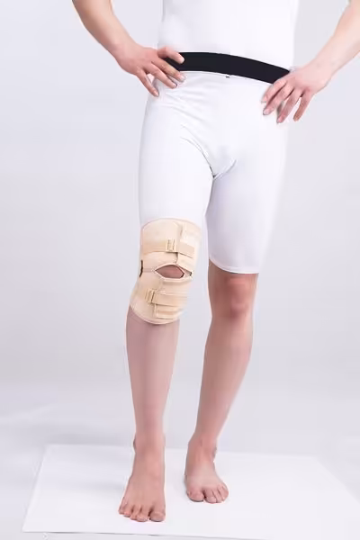 زانوبند قابل تنظیم با کشکک باز(ابری)